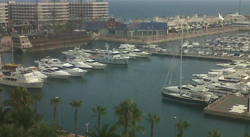 Apart Beach Alicante アリカンテ 部屋 写真
